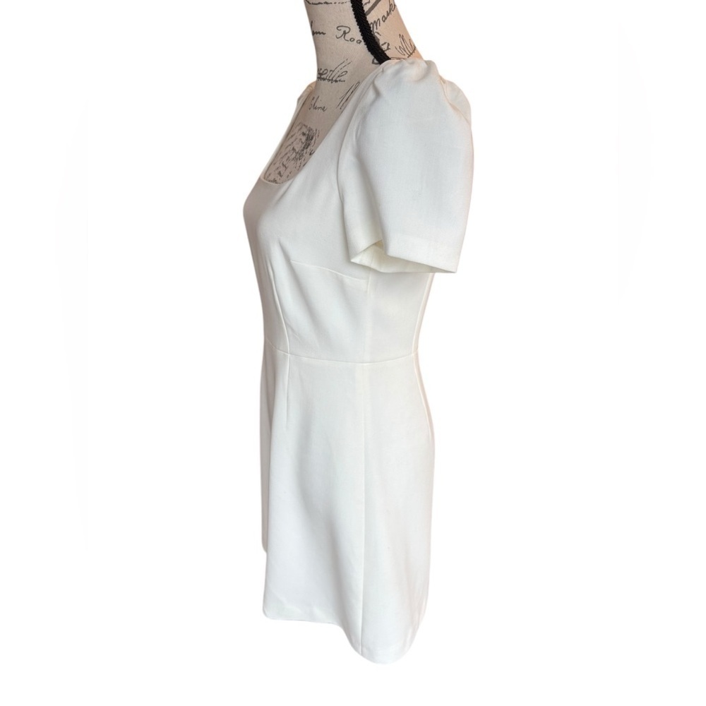 French Connection Awitti Whisper Ruth Dress Short Sleeve White Women’s Size 6 - Picture 5 of 13